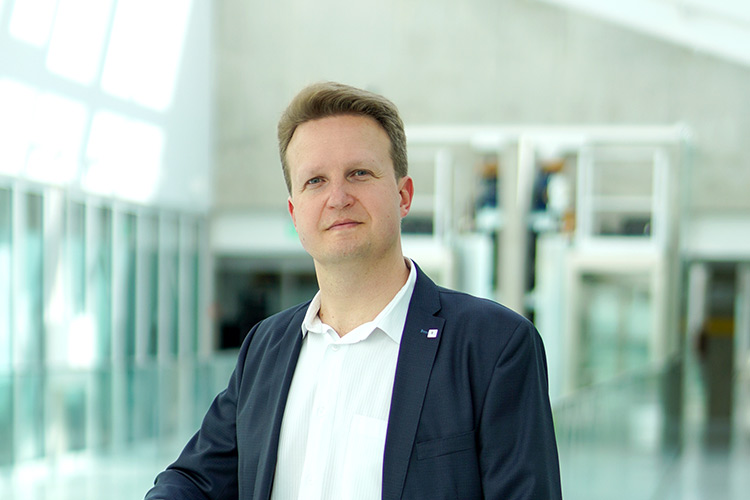 Tomas Mackus, KTU Interneto paslaugų centro vadovas Tomas Mackus, KTU Interneto paslaugų centro vadovas